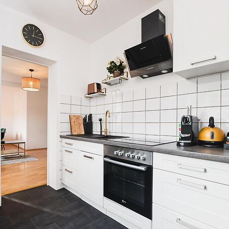 Smart Home - Wuppertal - Perfect For 4 Guests! Central - Netflix - Schwebebahn - Free Parking Zone Eksteriør bilde